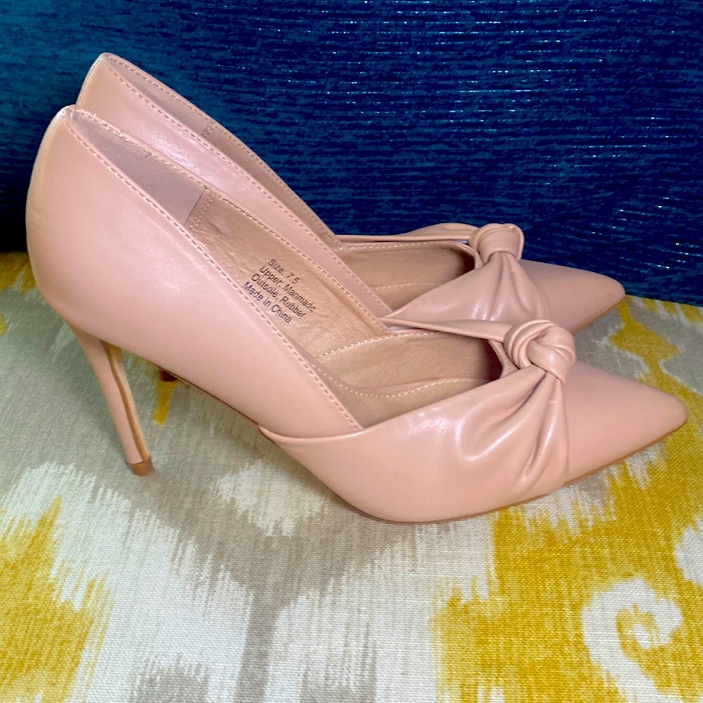 Crème heels